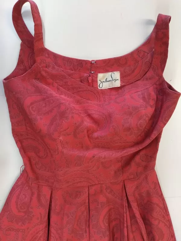 European Alterations & Tailoring | Foto: European Alterations & Tailoring — photo 2