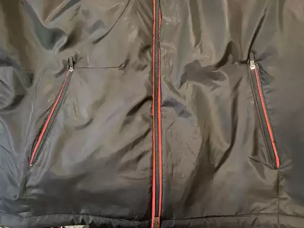 Izzy's Tailor Shop | Foto: DividedShark