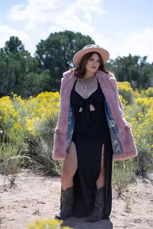 Blackbird Santa Fe | Foto: Britni Blea