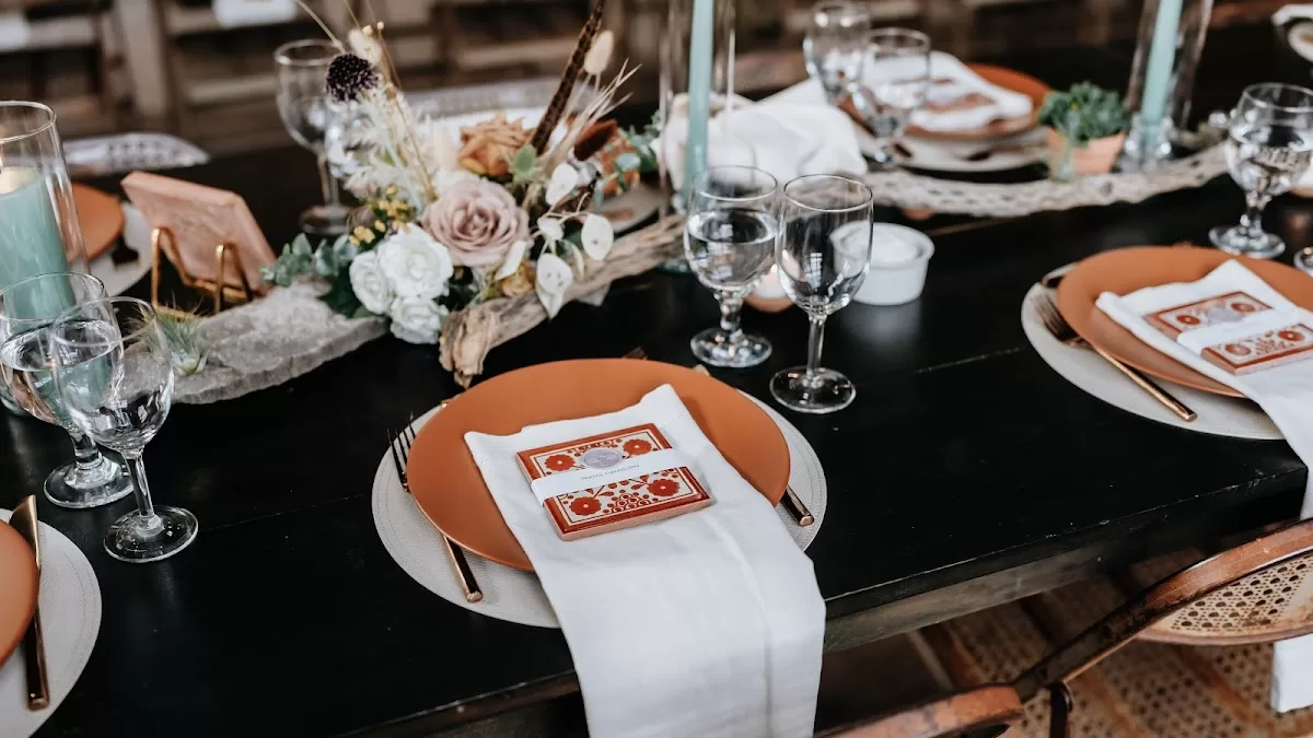 Darling Details Vintage Rentals | Foto: Allison Gordon — photo 3