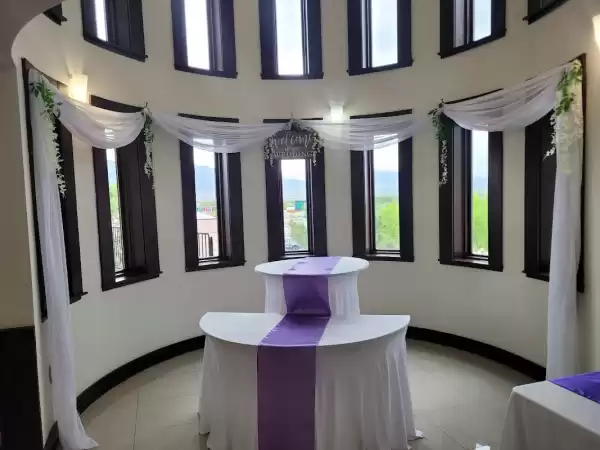 Enchanted Falls Event Center and Cafe | Foto: Amanda Avalos