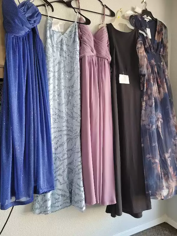 Alterations & Costumes Sewing | Foto: Flo Lee