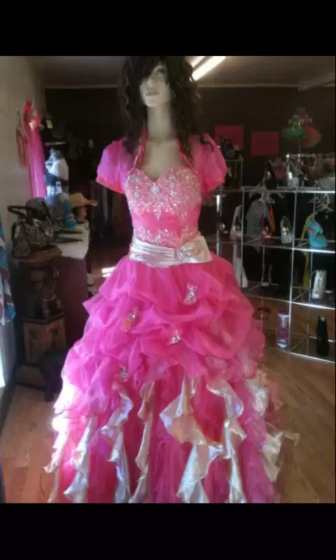 Paris Bridal | Foto: Paris Bridal