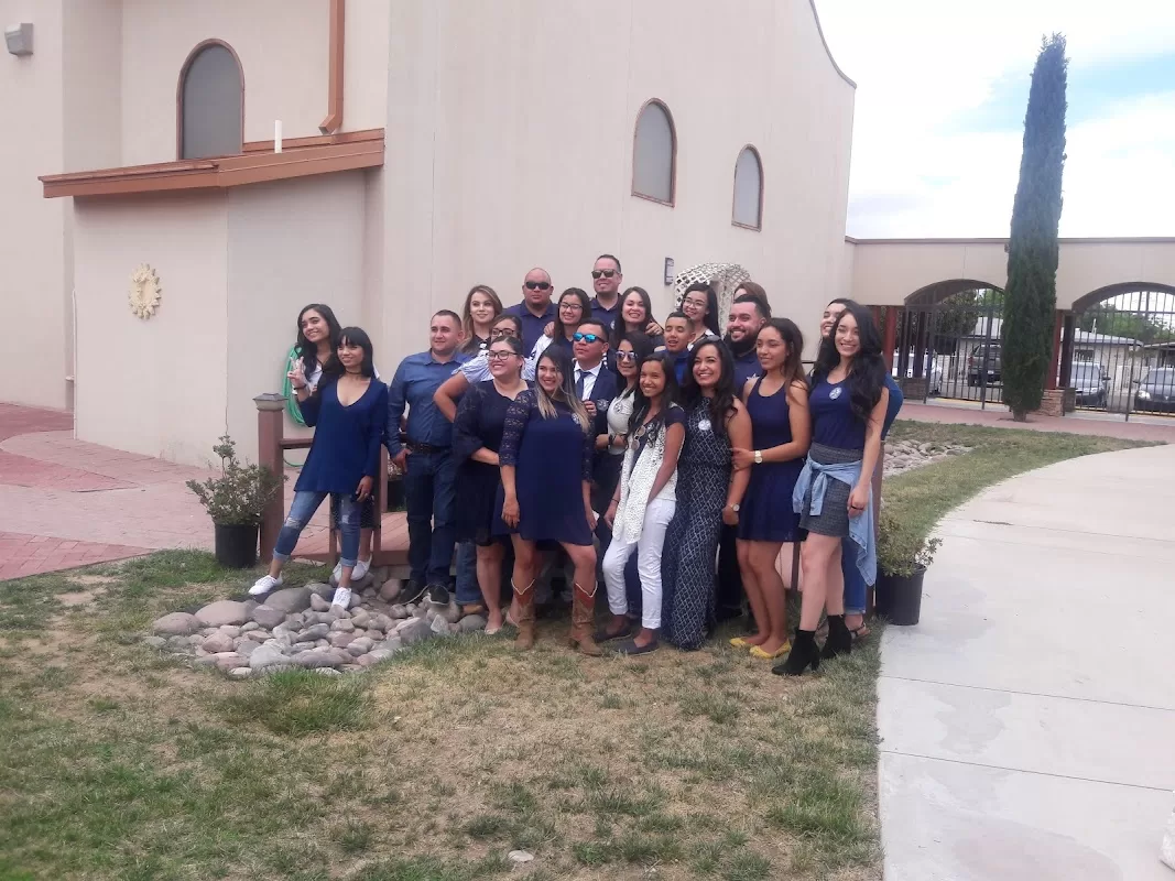St. Ann Catholic Church | Foto: Luis Alonso — photo 2