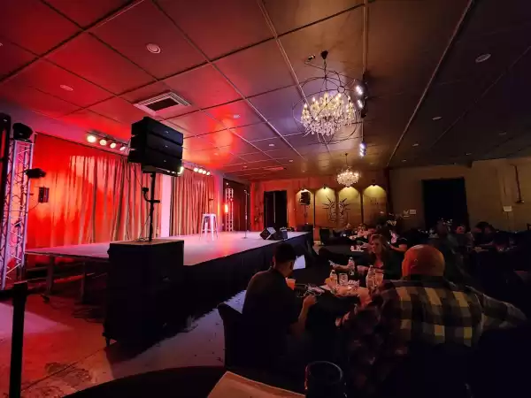The Liberty, Inc | Foto: Mark Hollen