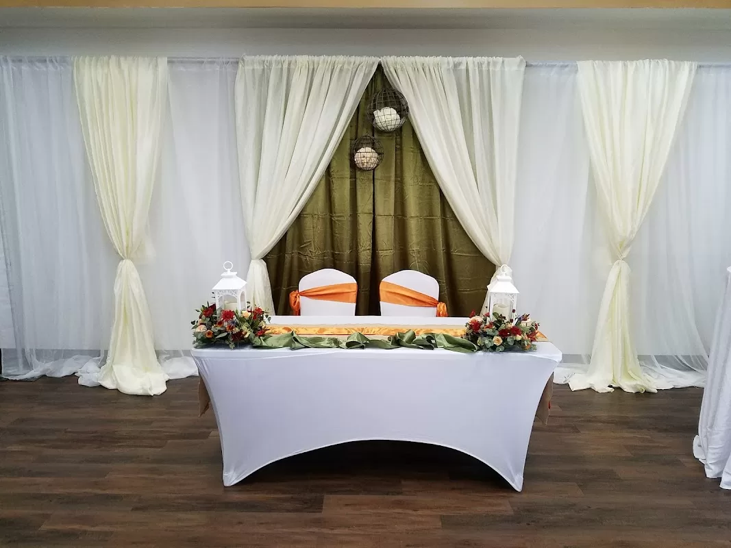 The View Event Center by Simply Decor Tents & Events - Lugares para Bodas en Albuquerque | Foto: The View Event Center — photo 2